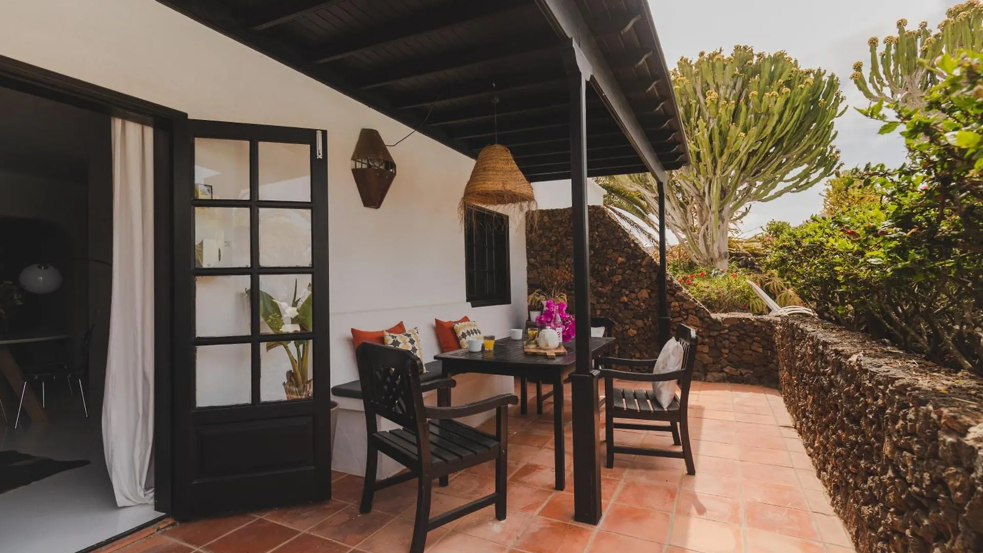 Guest house Finca Malvasia Rural Estate & Vineyard Tias