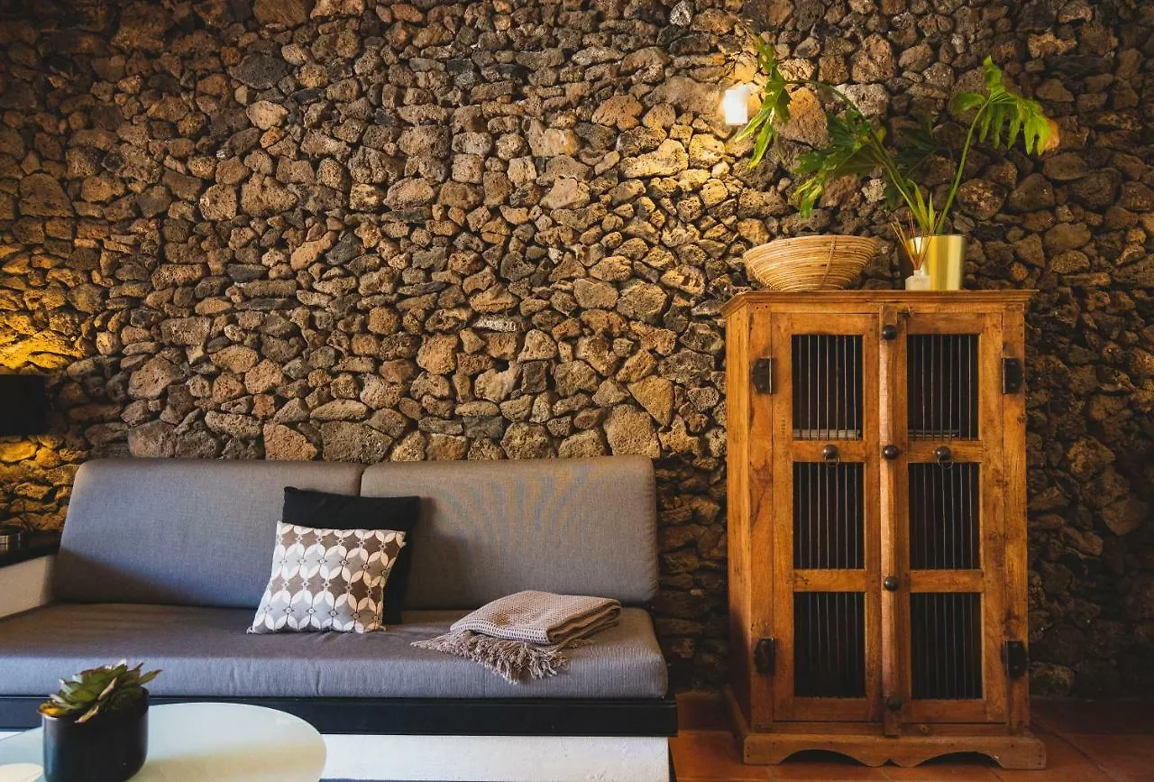 Finca Malvasia Vineyard Tias Guest house